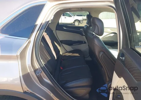 2019 Lincoln Mkc Reserve z USA, uszkodzony, nr VIN 5LMCJ3D9XKUL25988